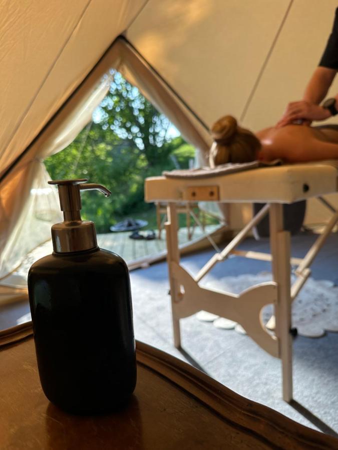 Glamping On Idyllic Lake, Paddle Boards & Rowboat พอร์ชกรุนน์ ภายนอก รูปภาพ