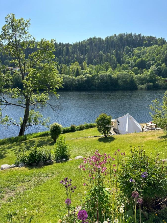 Glamping On Idyllic Lake, Paddle Boards & Rowboat พอร์ชกรุนน์ ภายนอก รูปภาพ