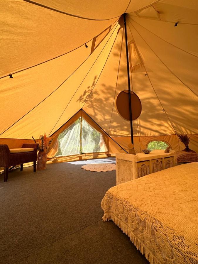 Glamping On Idyllic Lake, Paddle Boards & Rowboat พอร์ชกรุนน์ ภายนอก รูปภาพ